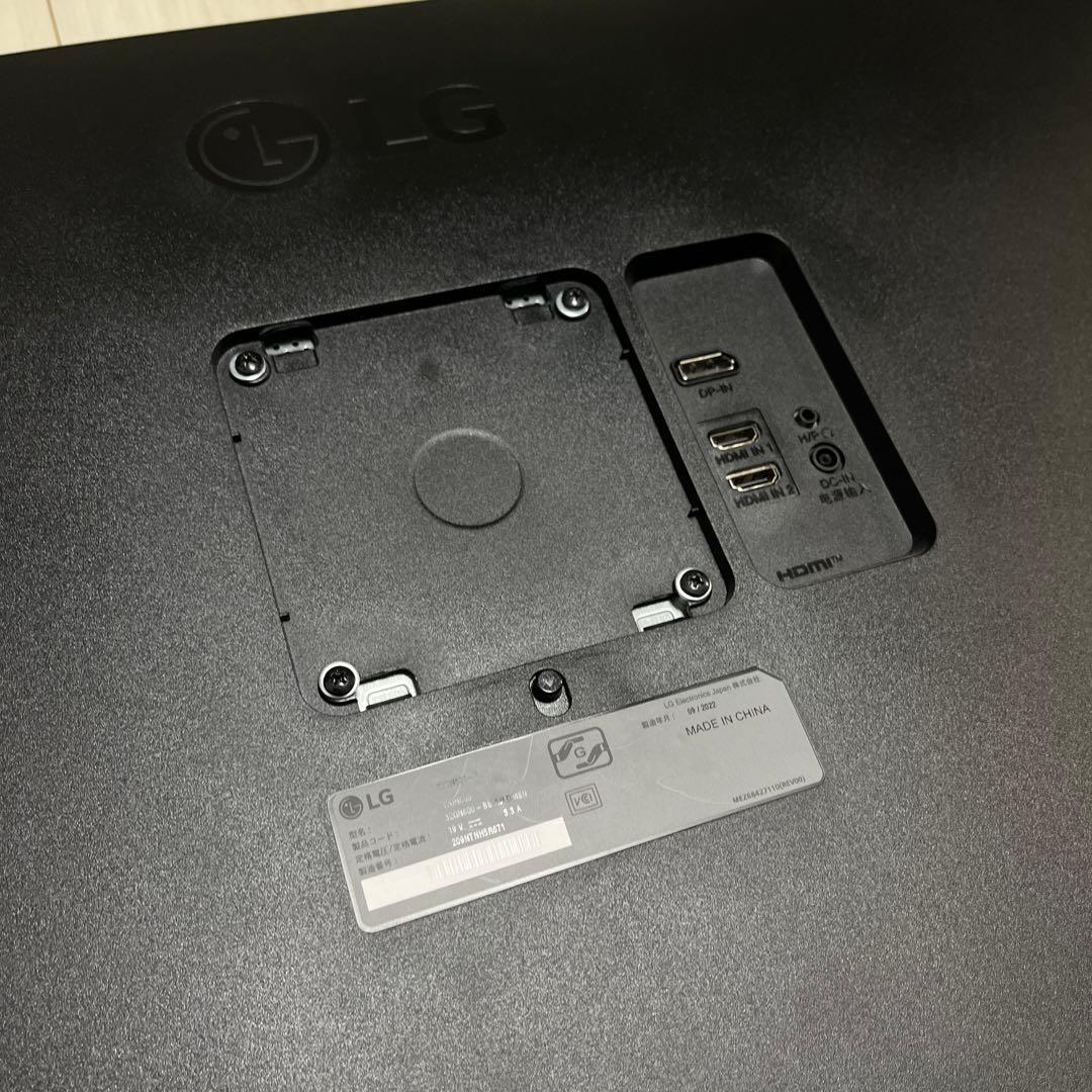 LG製 31.5インチ PCモニター 32QN600-B