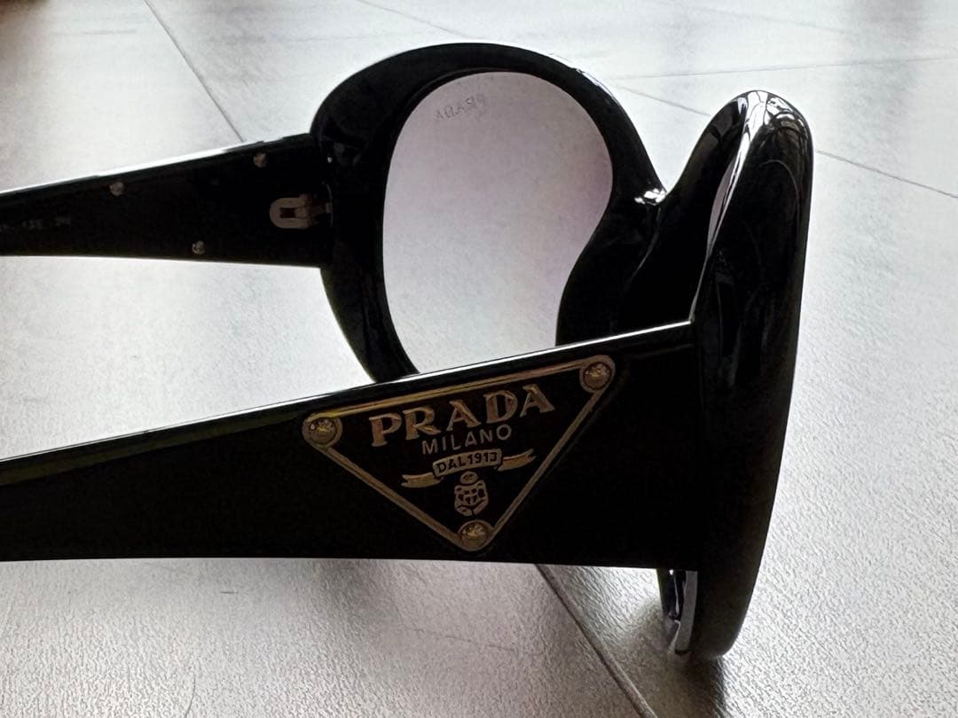 プラダ★サングラス PRADA プラダ SPR27L ブラック レディース　美品