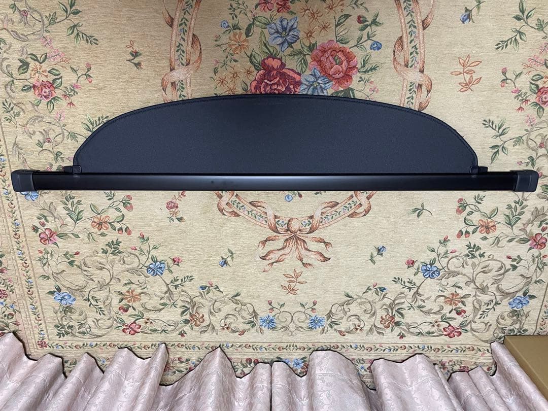 ハリアー60系　トヨタ純正トノカバー＆ラゲジソフトトレイ&リアマットセット