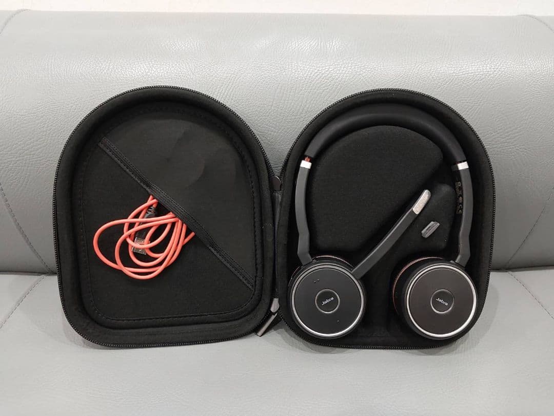 ☆美品☆　Jabra Evolve 75 HSC040W ヘッドセット　ケース付