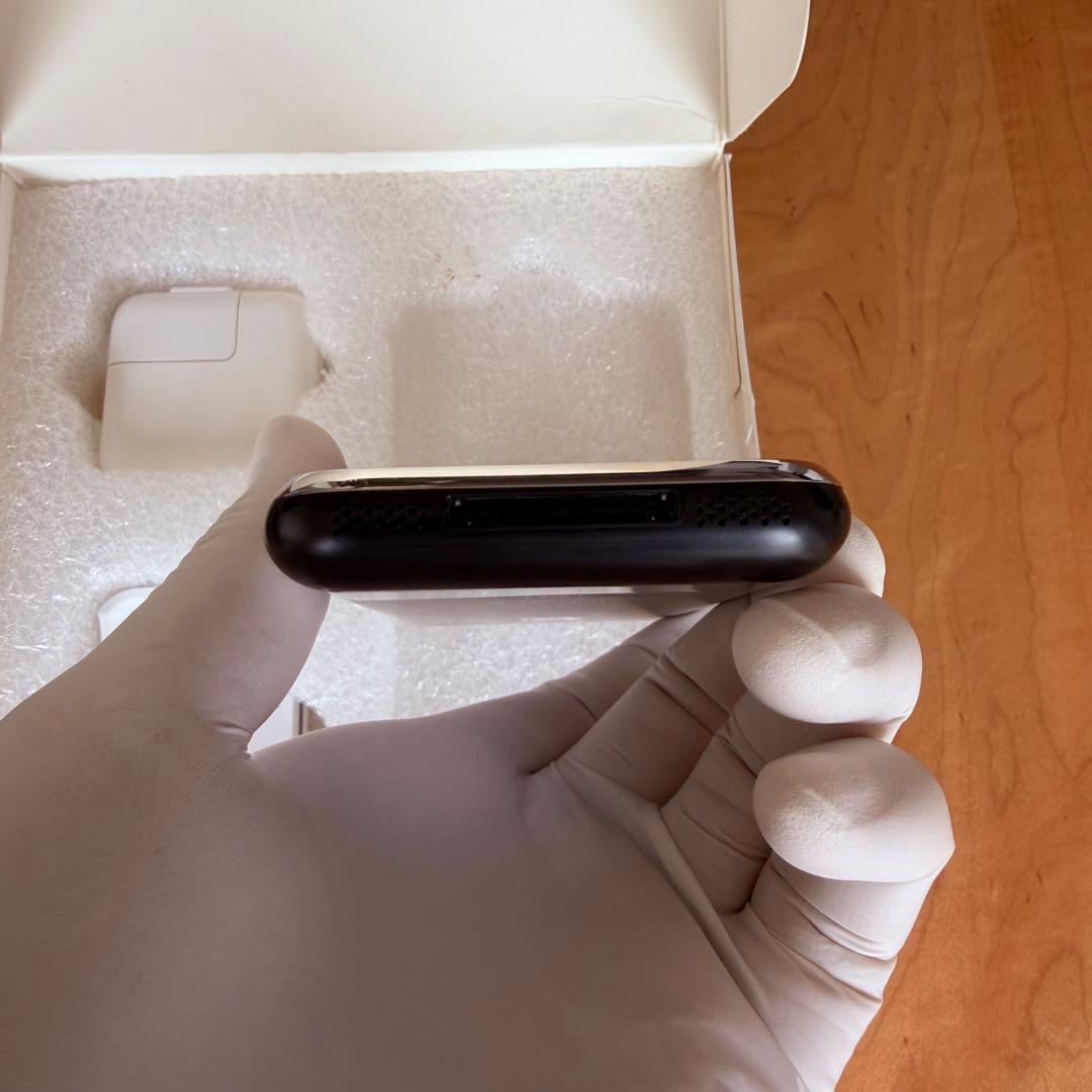 未使用　ほぼ新品　iPhone 2G 日本未発売　8GB 初代　第1世代