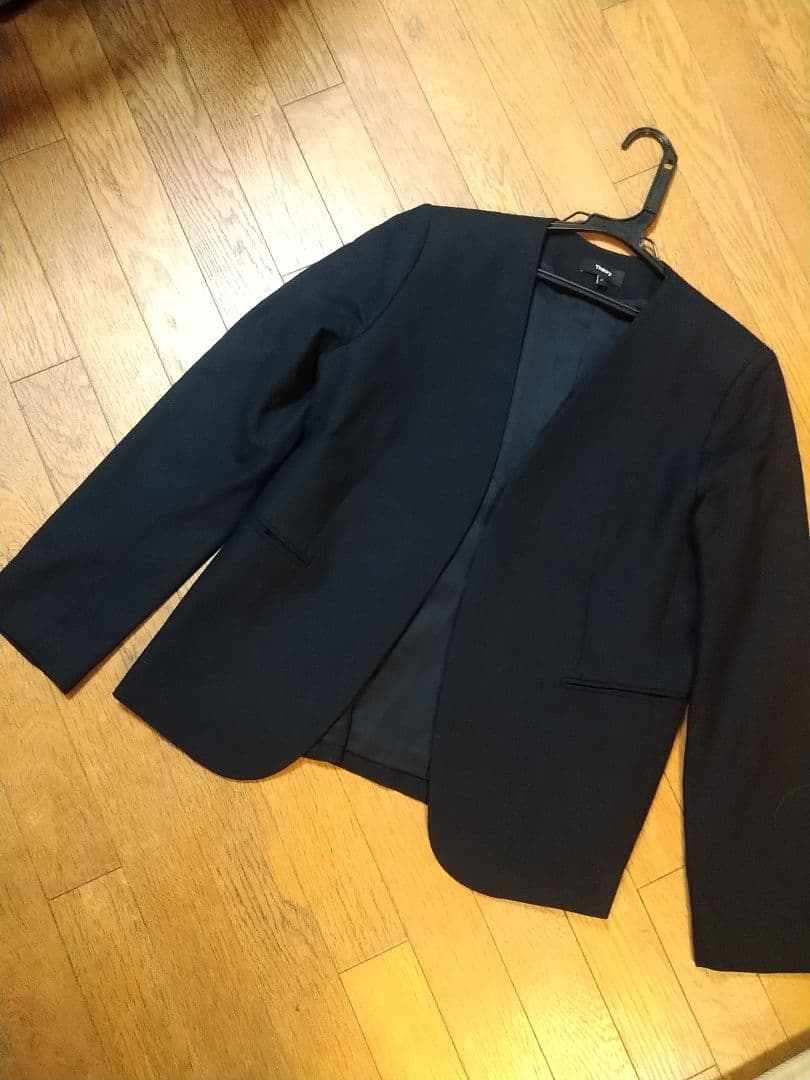 本日のみ値下げTheory 大きいノーカラー ジャケット パンツ セットアップ