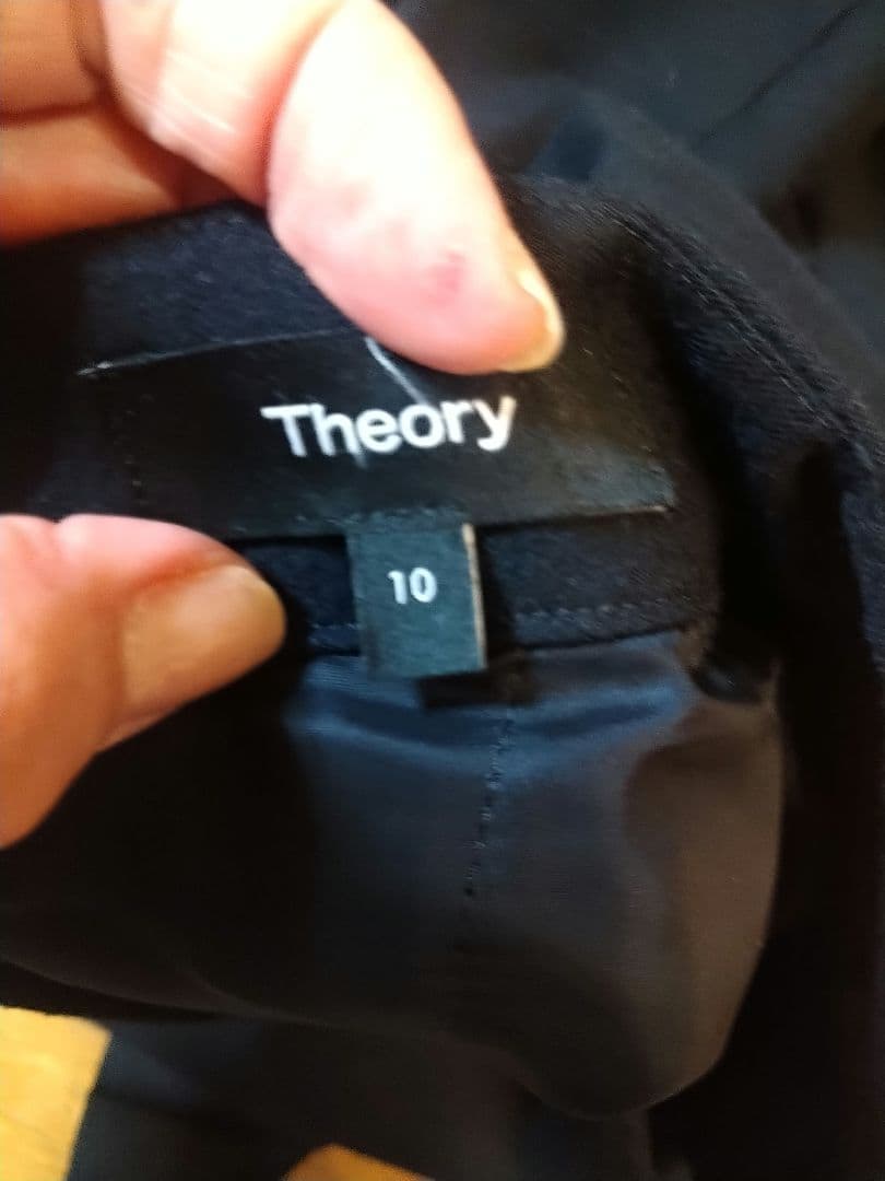 本日のみ値下げTheory 大きいノーカラー ジャケット パンツ セットアップ