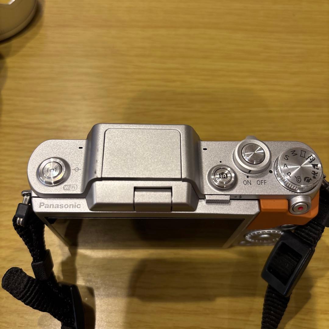 パナソニック LUMIX DMC-GF7 ダブルズームレンズキット