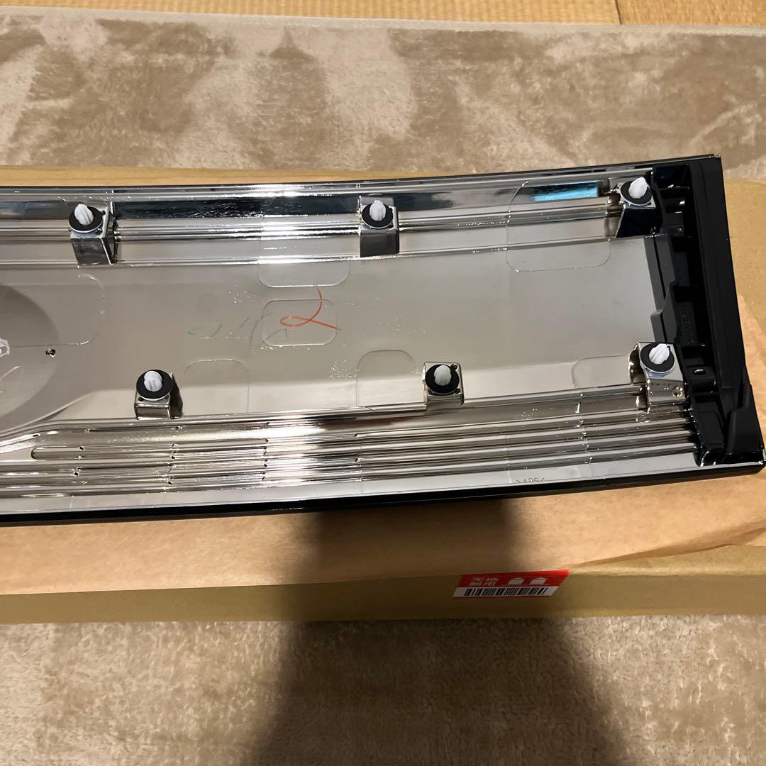 ダイハツ ムーブ LA150S 後期フロントグリル