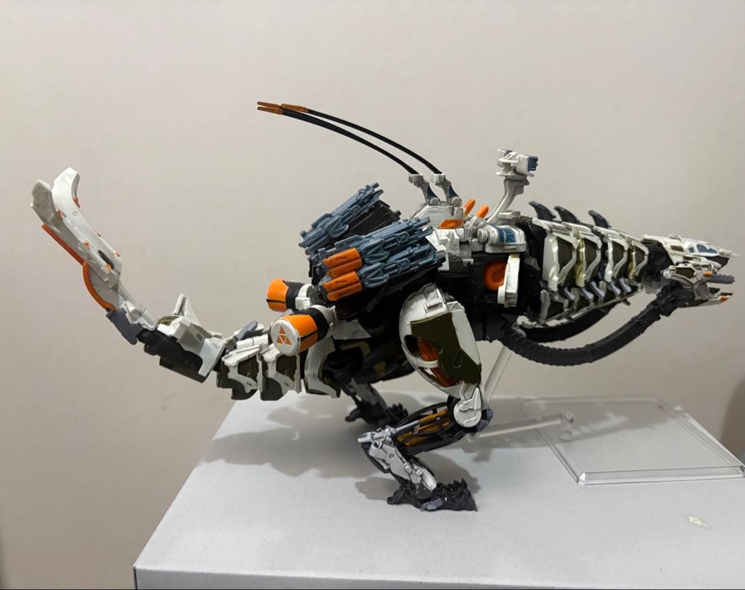 サンダージョー　プラモデル　全塗装　Horizon Zero Dawn