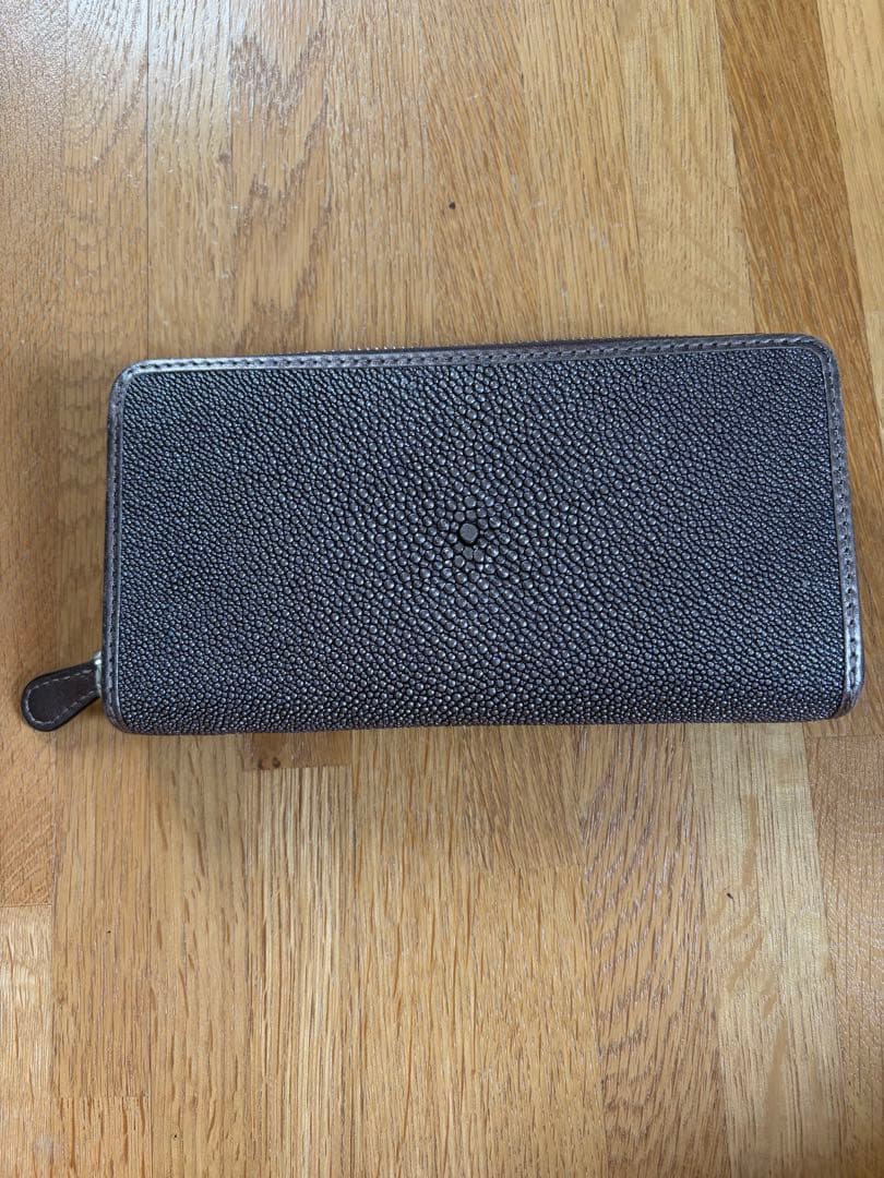 ⭐︎ダークブラウン ガルーシャ　エイ革長財布⭐︎