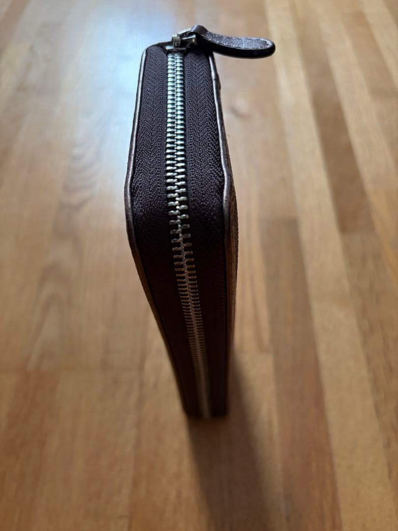 ⭐︎ダークブラウン ガルーシャ　エイ革長財布⭐︎