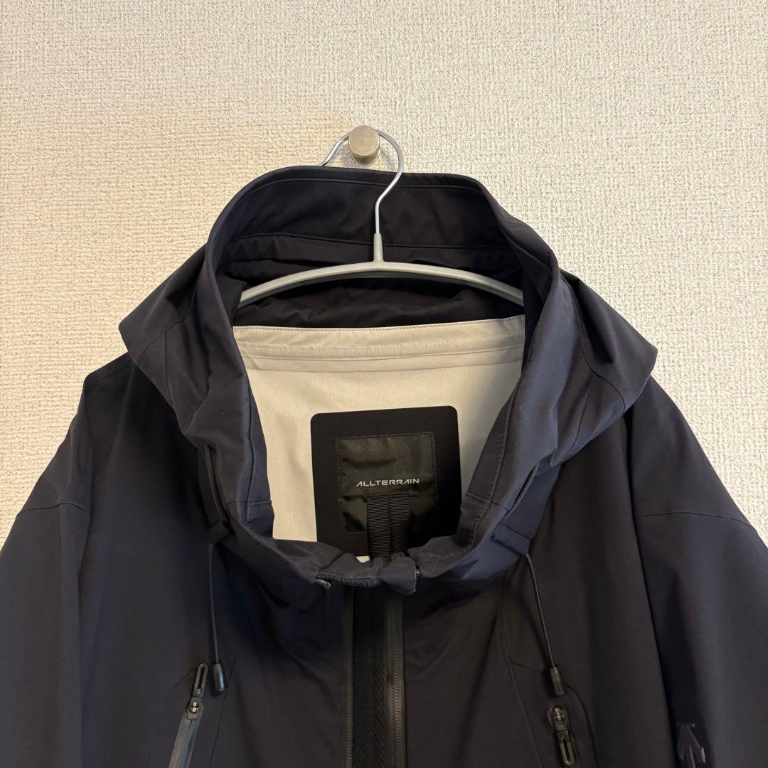 ジャケット・アウター DESCENTE HARD SHELL JACKET CREAS