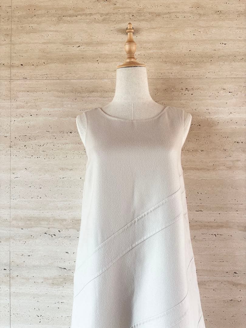 【Loro Piana】ワンピース　チュニック　ノースリーブ　ベージュ