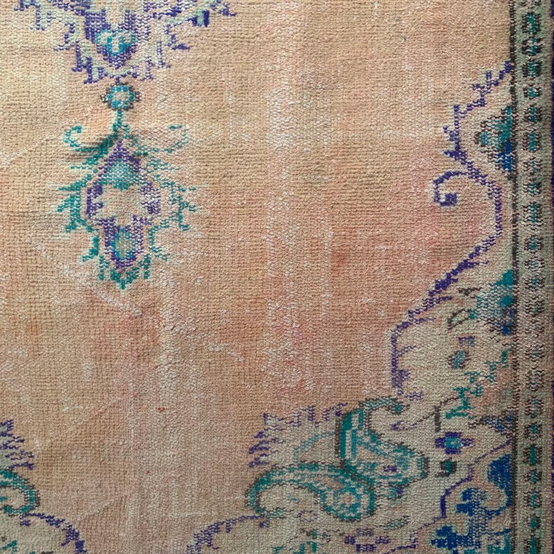 大判　トルコヴィンテージラグ　239×138 オーバーダイ　ペールオレンジ