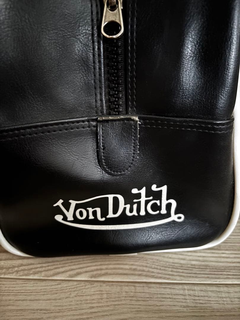 【Von Dutch】 ボストンバック　白　黒