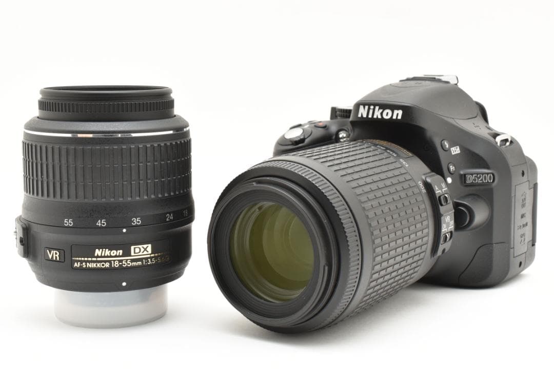 S回数少 ⭐極上美品 望遠レンズセット⭐Nikon D5200⭐一眼レフ