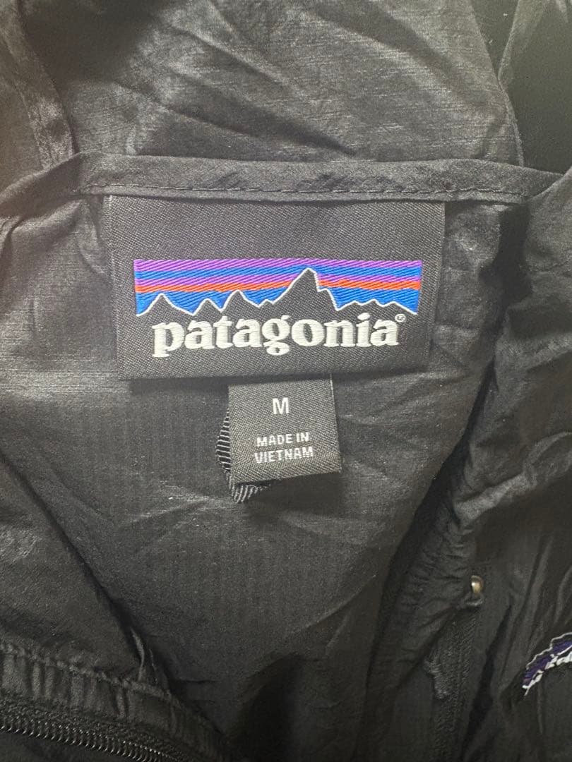 Patagonia フーディニジャケット M ブラック