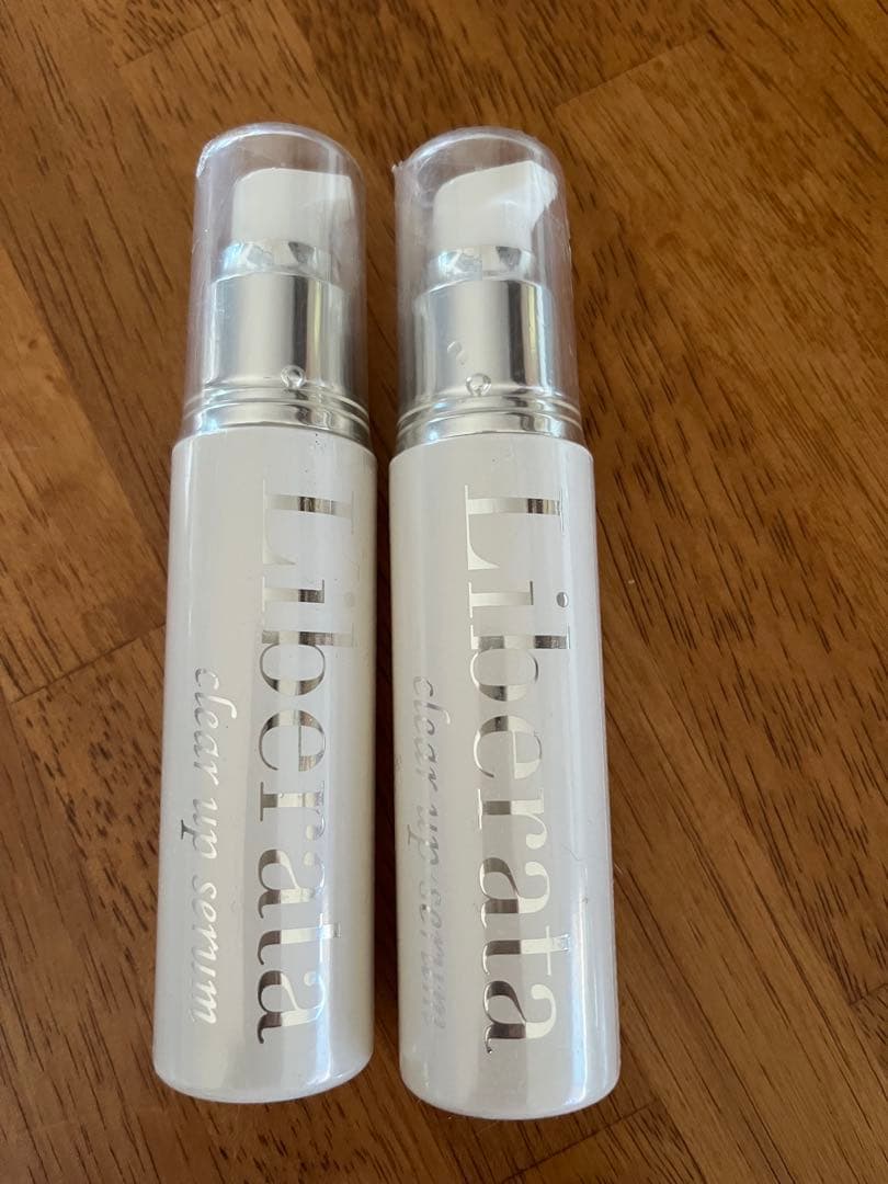 ララルーチュRF リベラータ美顔器　クリアアップセラム2本セット