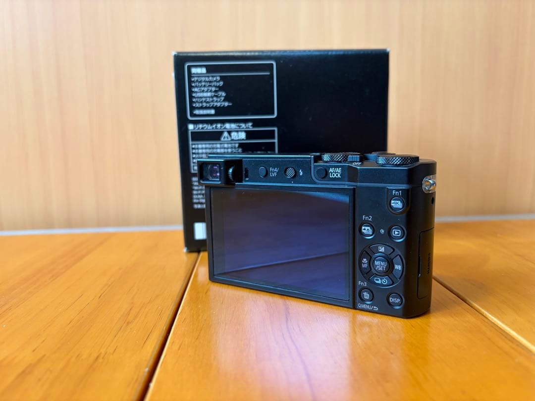 【予備バッテリー付】パナソニック ルミックス 光学10倍 DMC-TX1