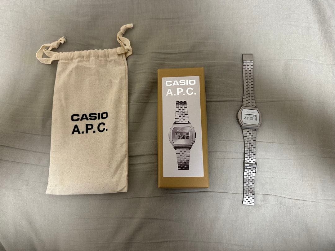 カシオ × アーペーセー デジタル腕時計 A1000ACD-7JR