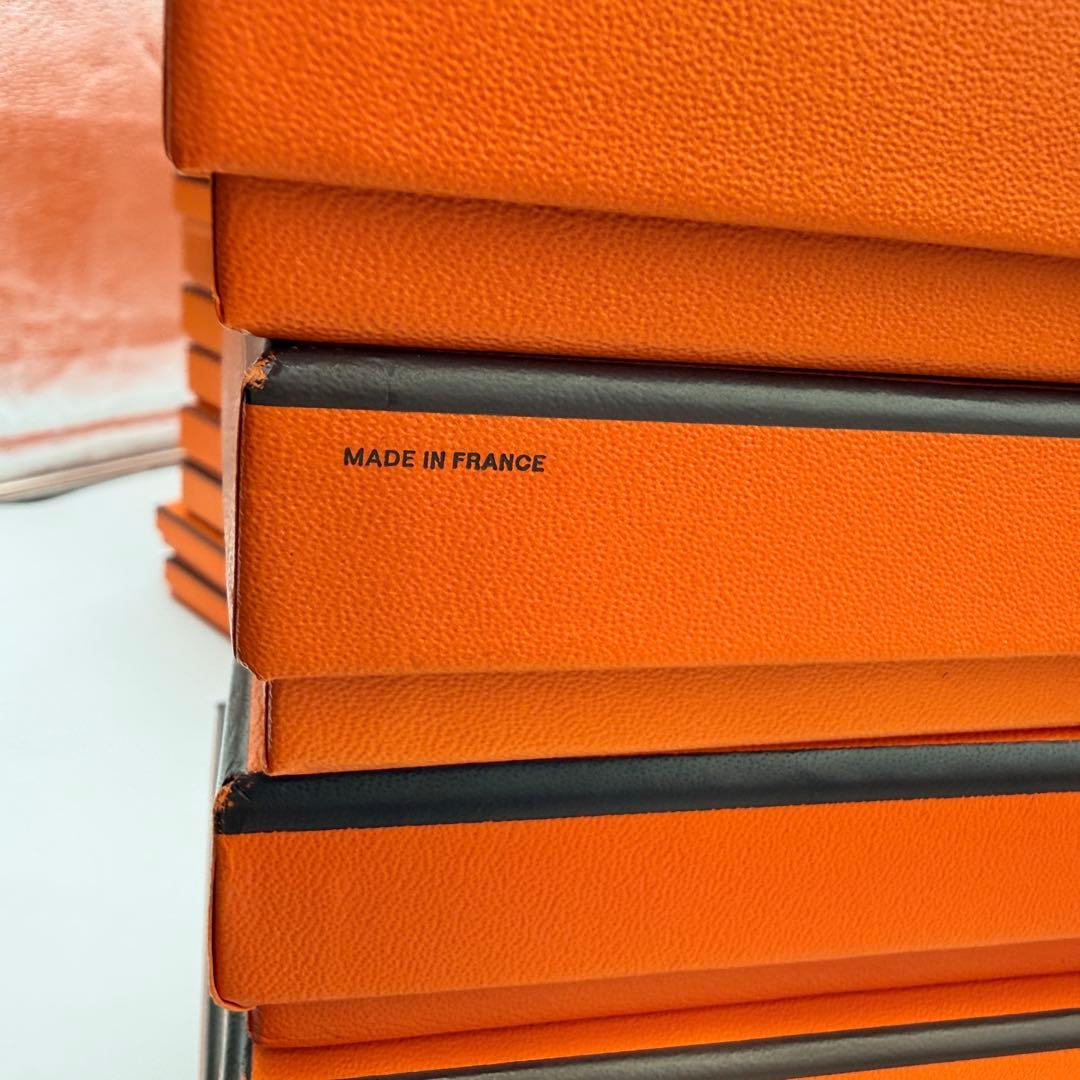 【HERMES】 エルメス 空箱 薄い箱 33箱 まとめ売り