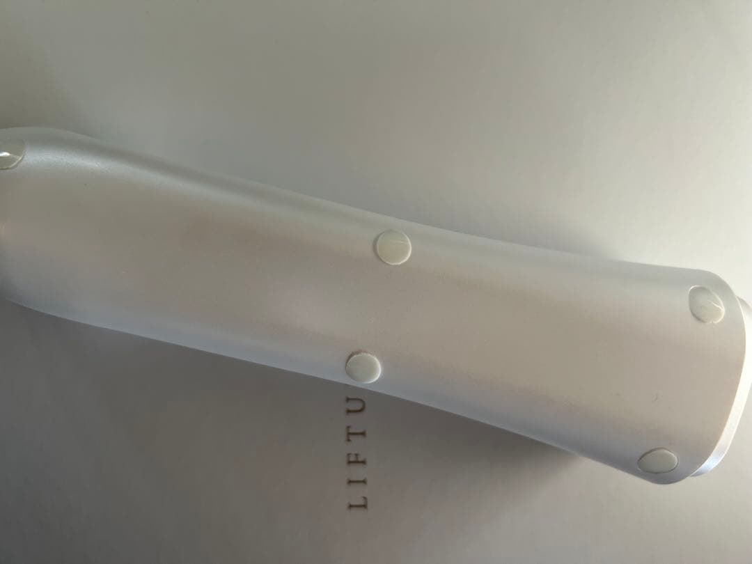 LIFTUNE リフチューン　美顔器 伊藤短波