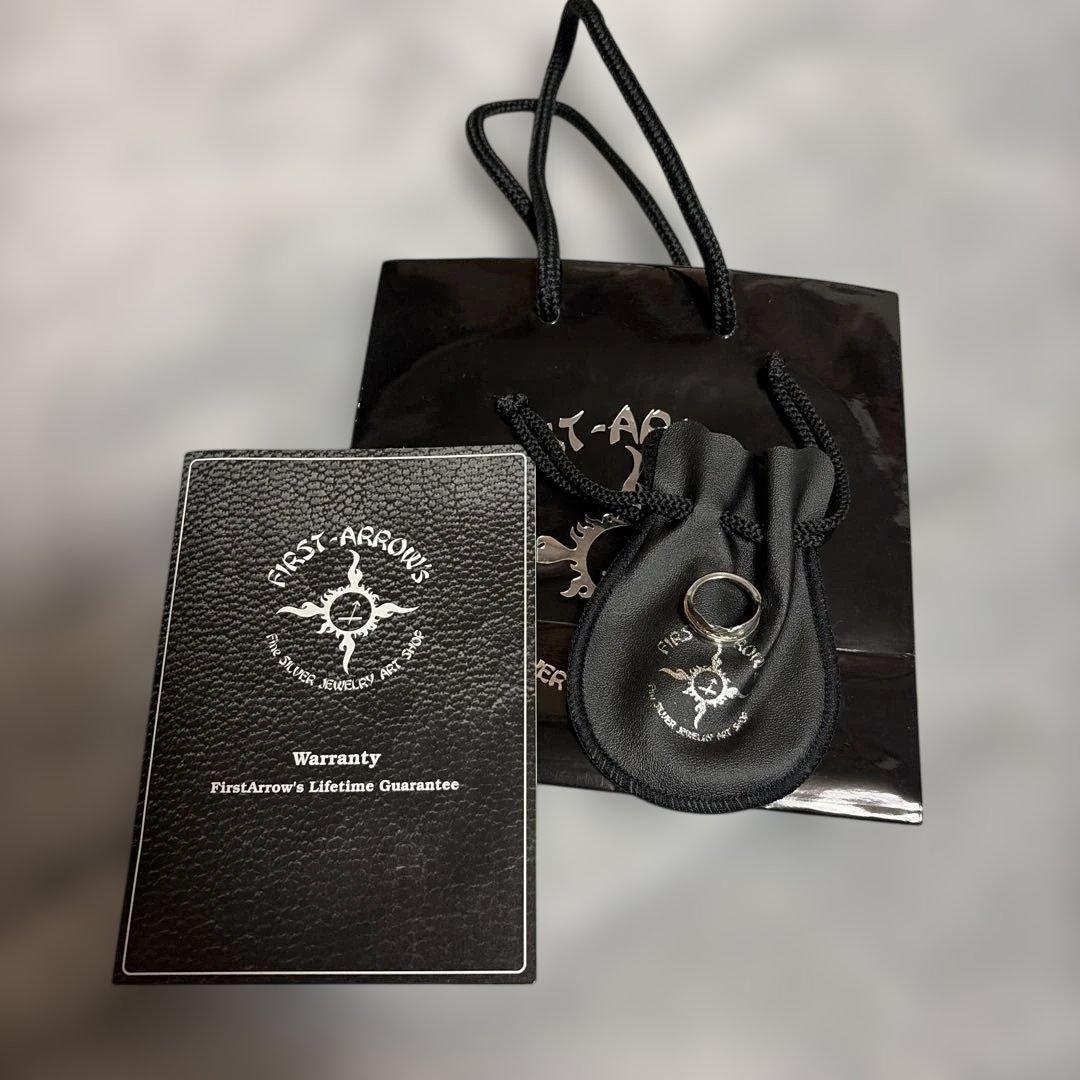 FIRST ARROW'S フェザーリング(S)