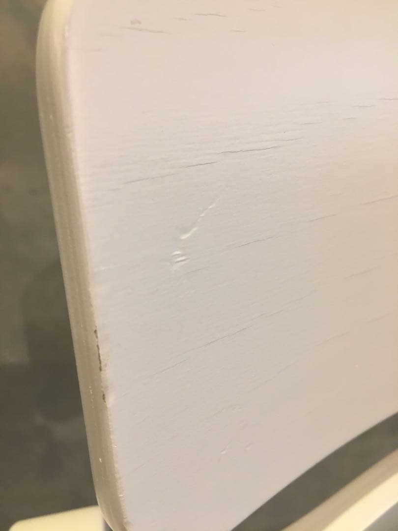 アップライトチェア　展示品「ホワイト+座面TSUMIKI」