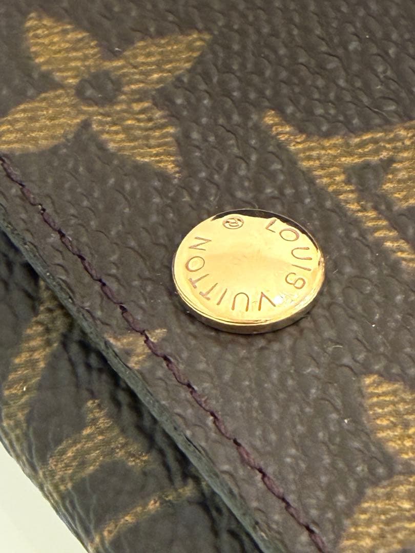 ルイヴィトンキーケース