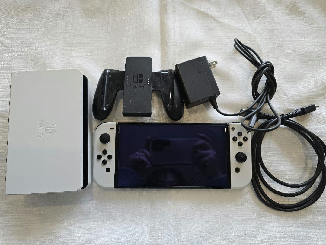 Nintendo Switch ホワイト 本体 付属品付き