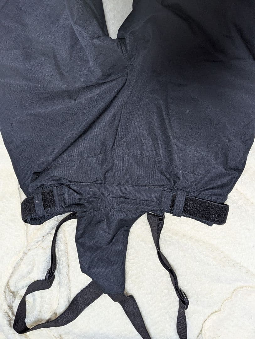 新品　difender ディフェンダースキースノーボードウェア　上下セット　М