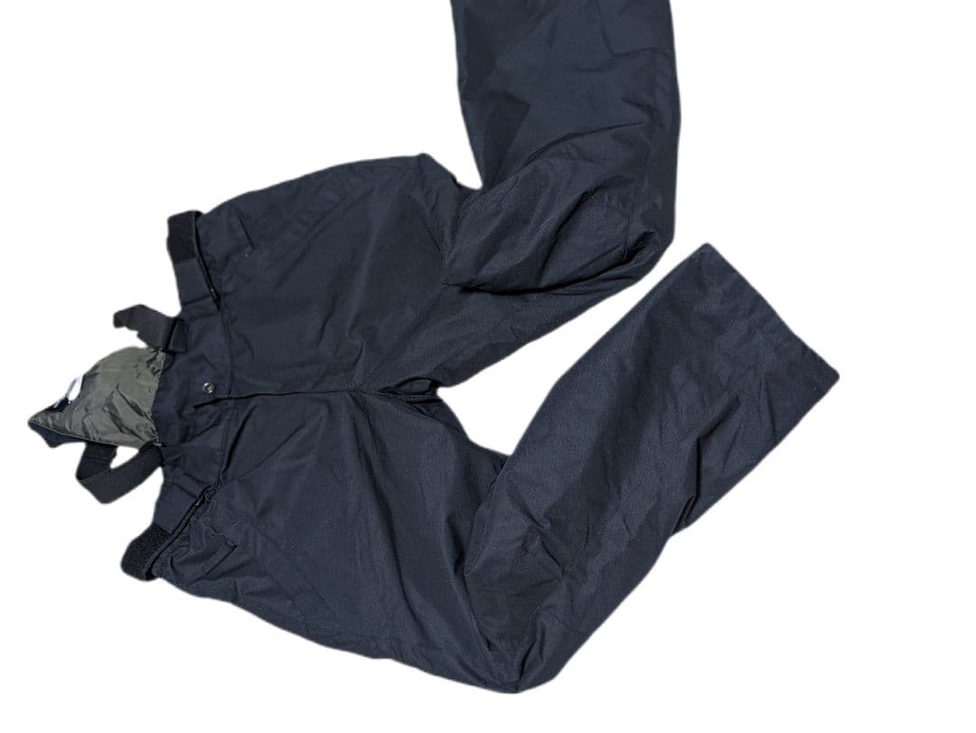 新品　difender ディフェンダースキースノーボードウェア　上下セット　М