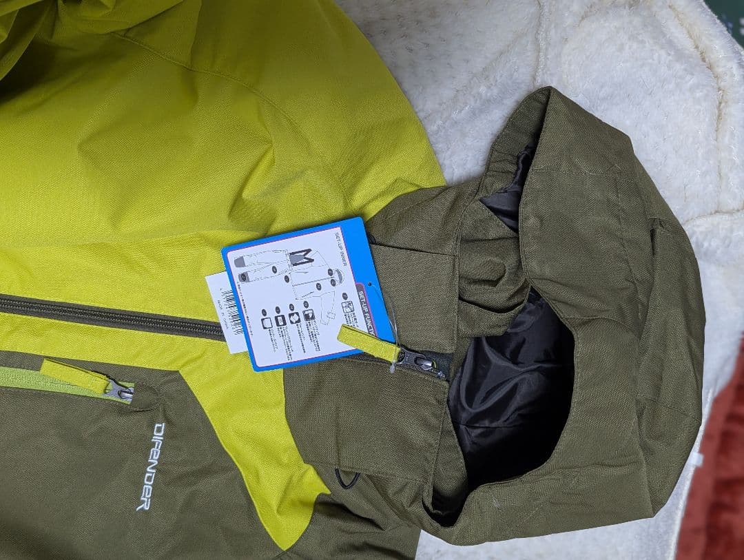 新品　difender ディフェンダースキースノーボードウェア　上下セット　М