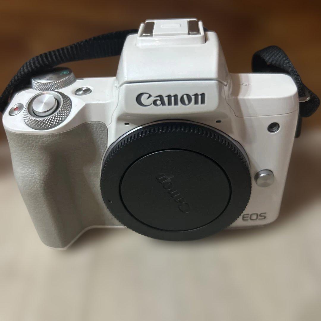 キヤノン EOS Kiss M ボディ　美品　動作良好