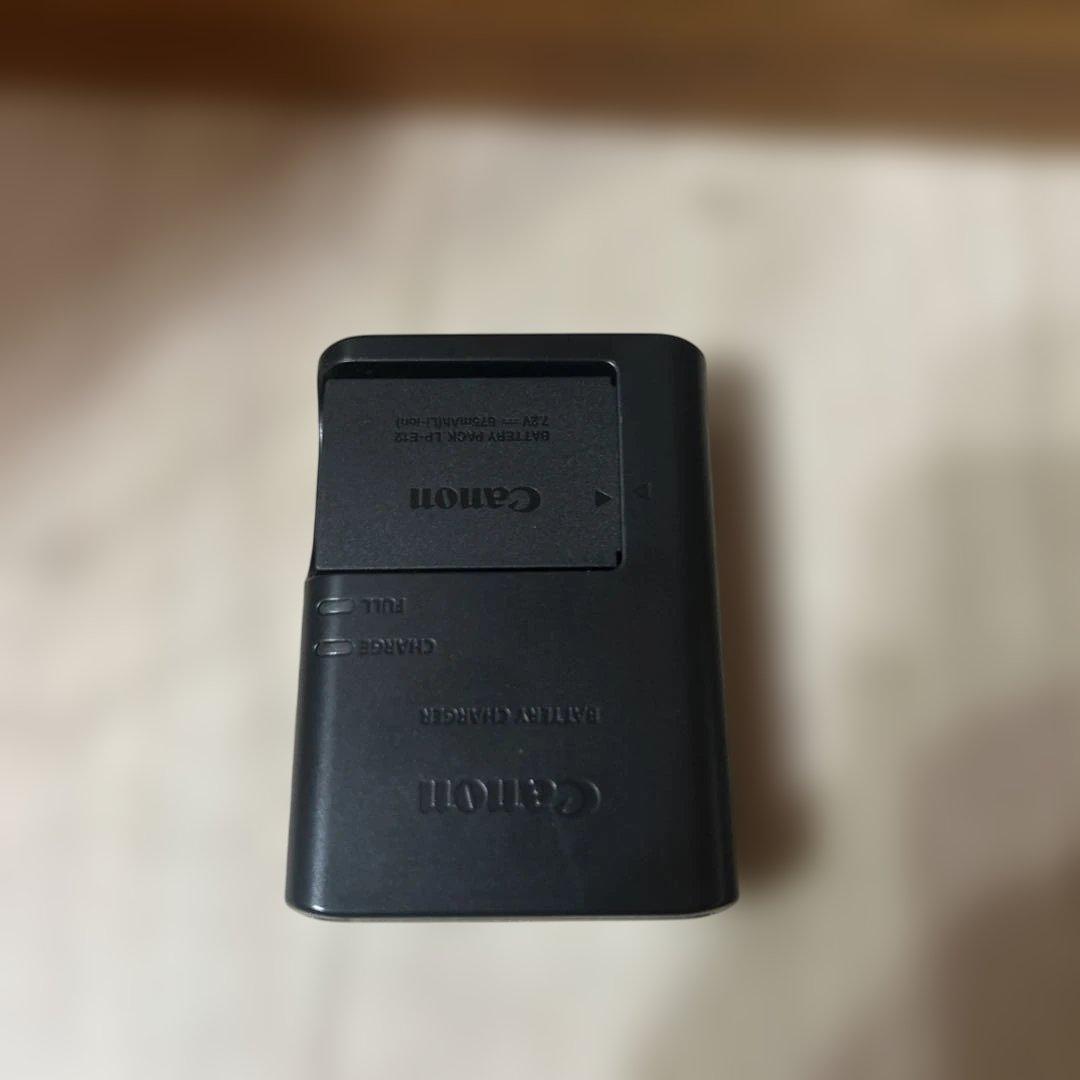 キヤノン EOS Kiss M ボディ　美品　動作良好