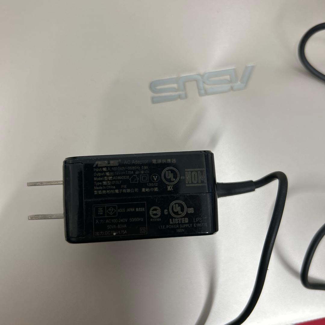 ASUS X542U i5-8250U メモリ8GB SSD 128GB