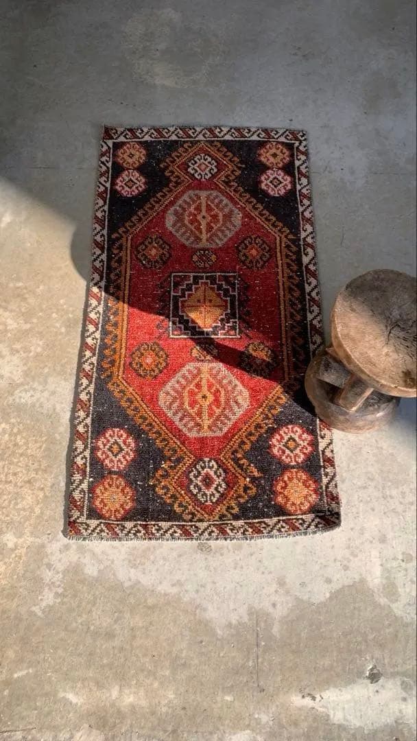 48×93 “Paper balloons” ViNTAGE RUG