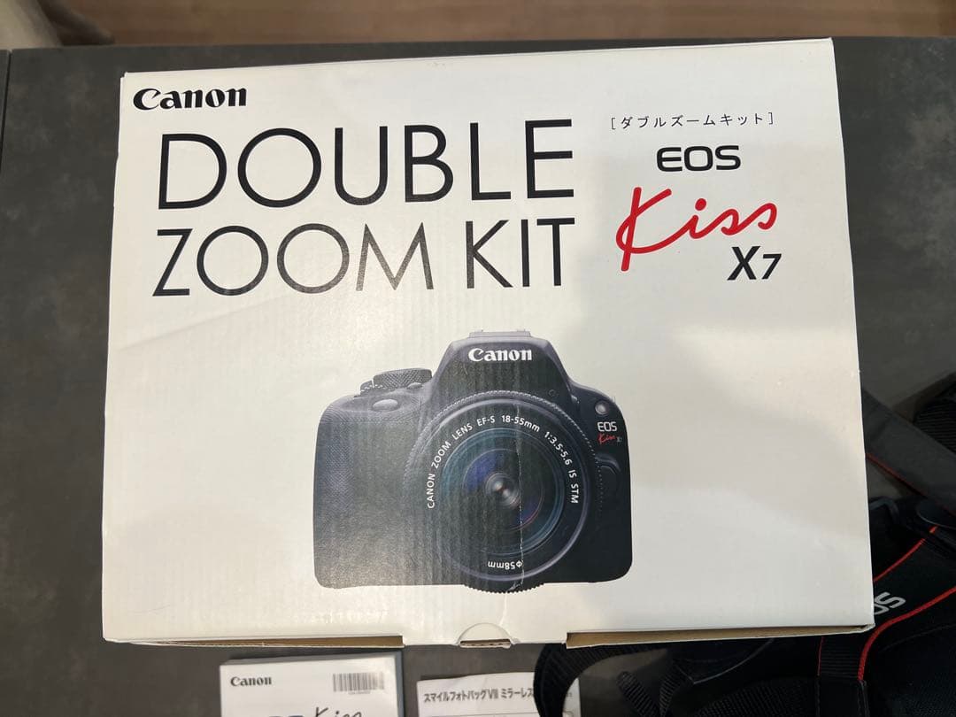 【中古美品】Canon EOS Kiss X7 ダブルズームキット