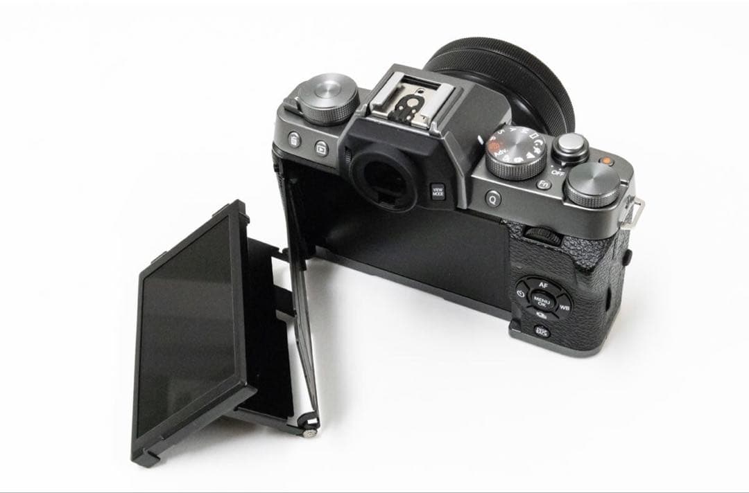 【動作確認済】FUJIFILM X-T100 ミラーレスカメラ　Wi-Fi