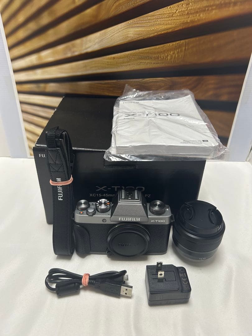 【動作確認済】FUJIFILM X-T100 ミラーレスカメラ　Wi-Fi