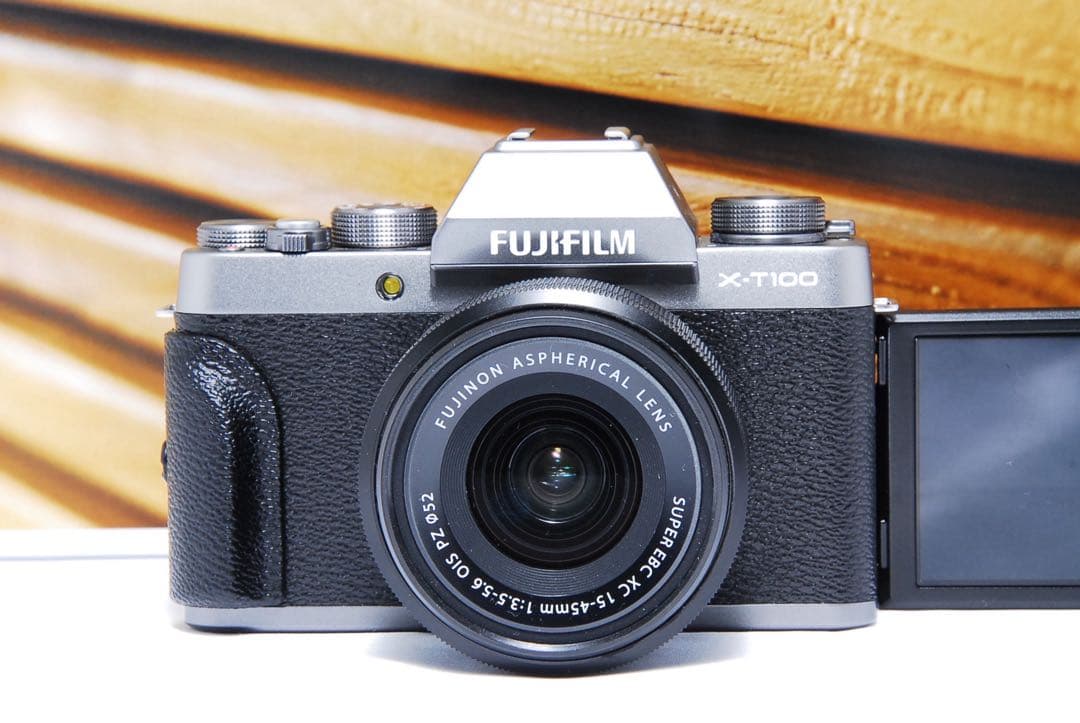 【動作確認済】FUJIFILM X-T100 ミラーレスカメラ　Wi-Fi