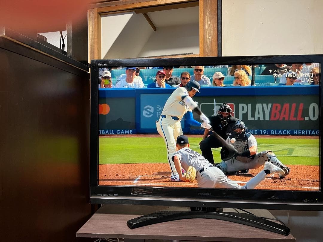 動作品　東芝　 42Z9000　レグザ入魂のＣＣＦＬ蛍光管液晶ＴＶ、最後の名機