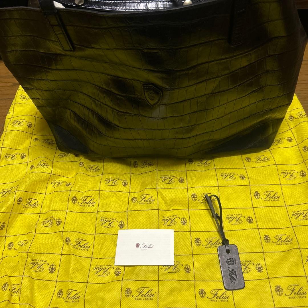 Felisi クロコ型押しトートバッグブラック おまけ付き