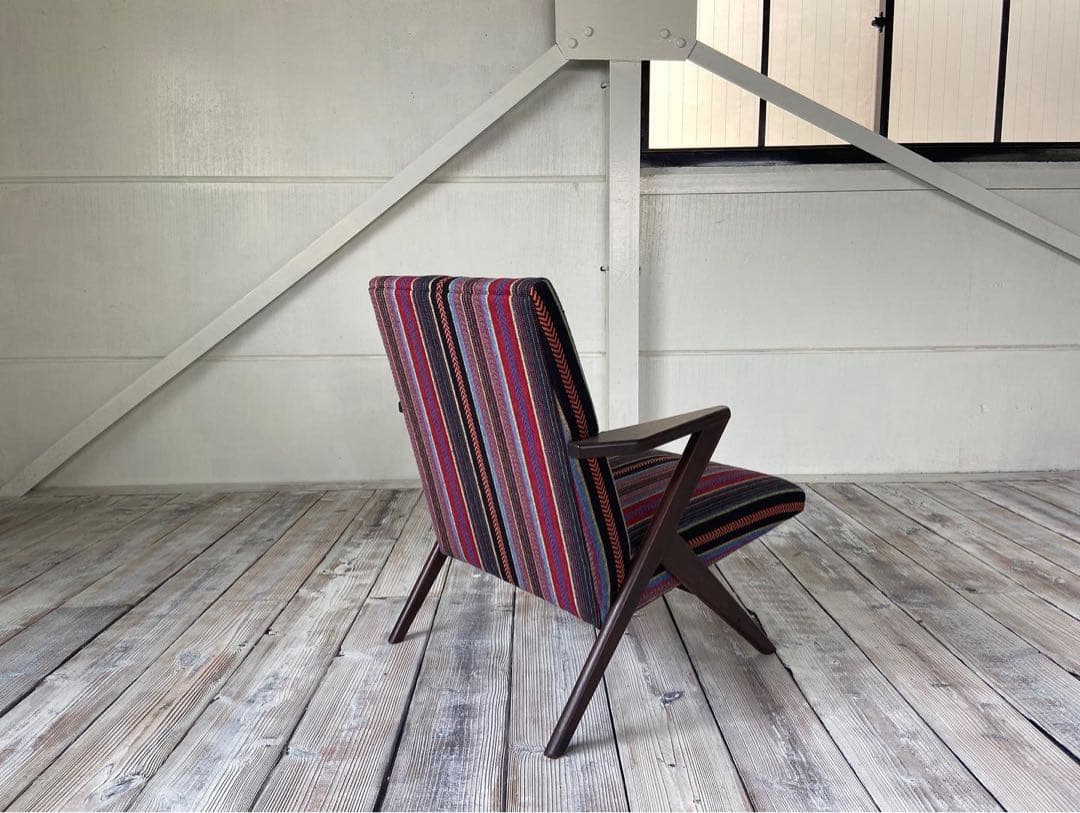 1人掛けリメイク椅子ヴィンテージソファ安楽椅子ネイティブ柄生地レトロディスプレイ