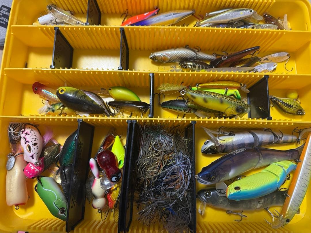 ブラックバスルアーまとめ売り引退品