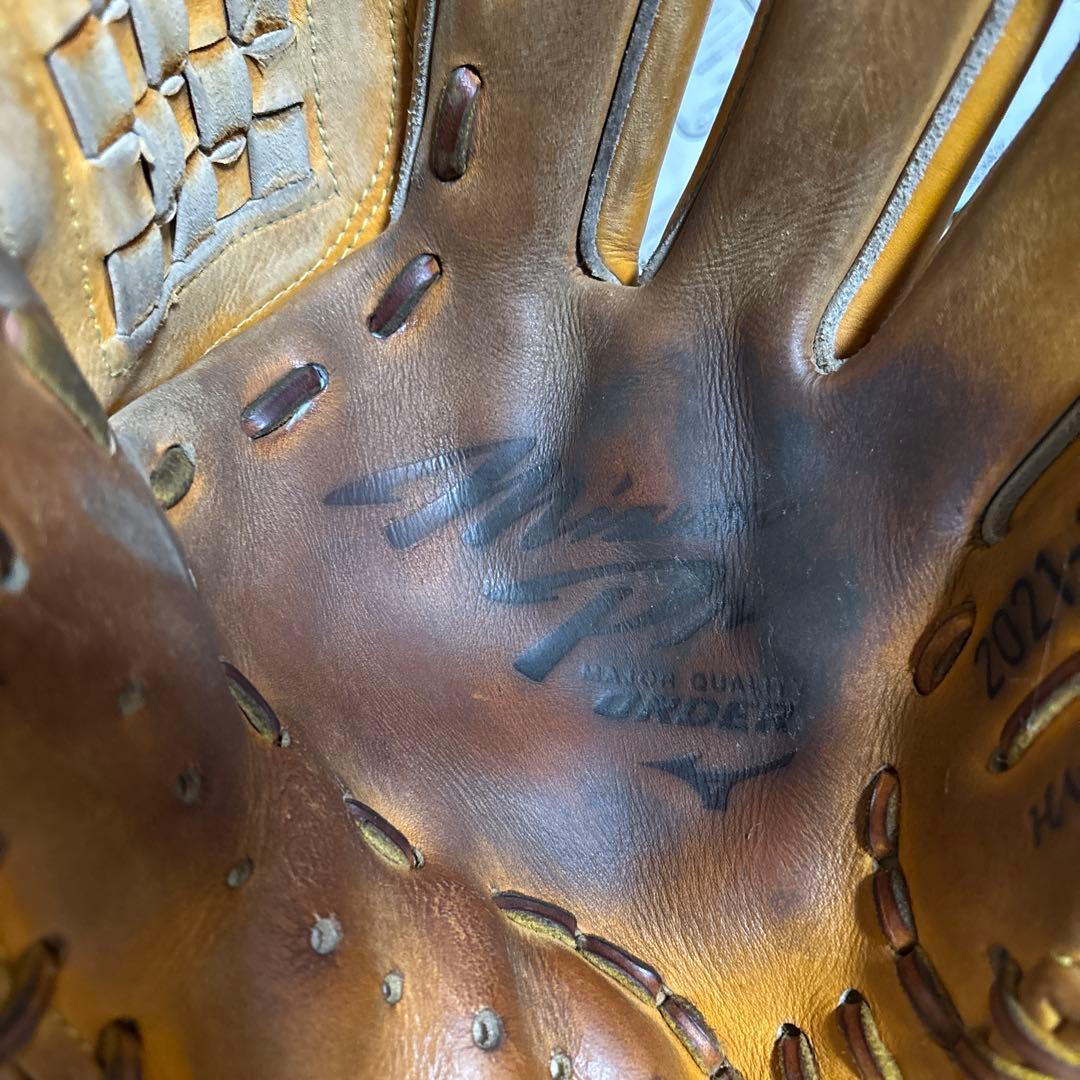 Mizuno Pro 硬式グローブ ベージュ