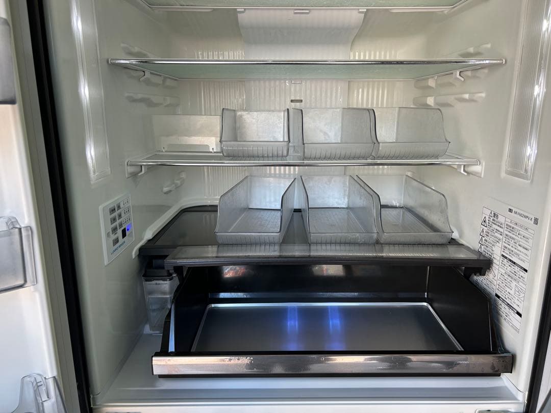 S*i様 106 Panasonic ノンフロン冷凍冷蔵庫 NR-F602WPV