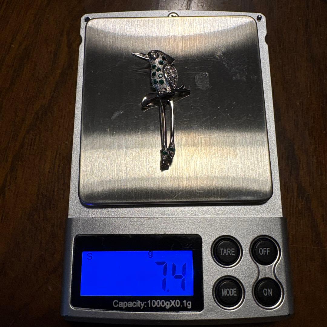 鳥型ブローチ Pt エメラルド　ダイヤ