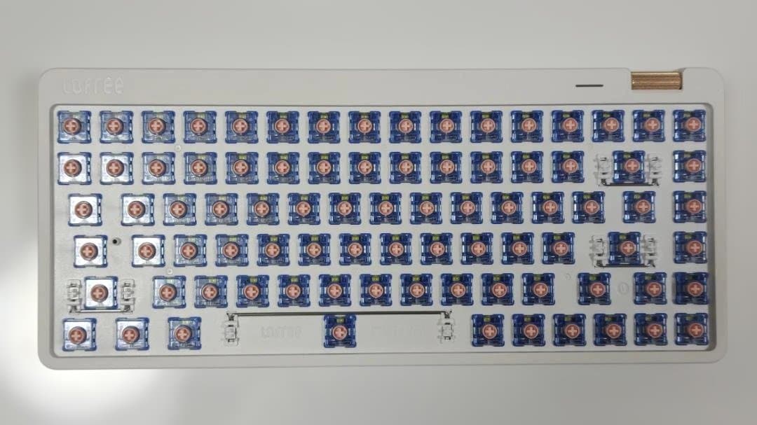 【最新Pink軸搭載】静音仕様LOFREE Flow Lite 84（ホワイト）