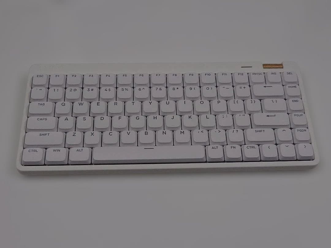 【最新Pink軸搭載】静音仕様LOFREE Flow Lite 84（ホワイト）