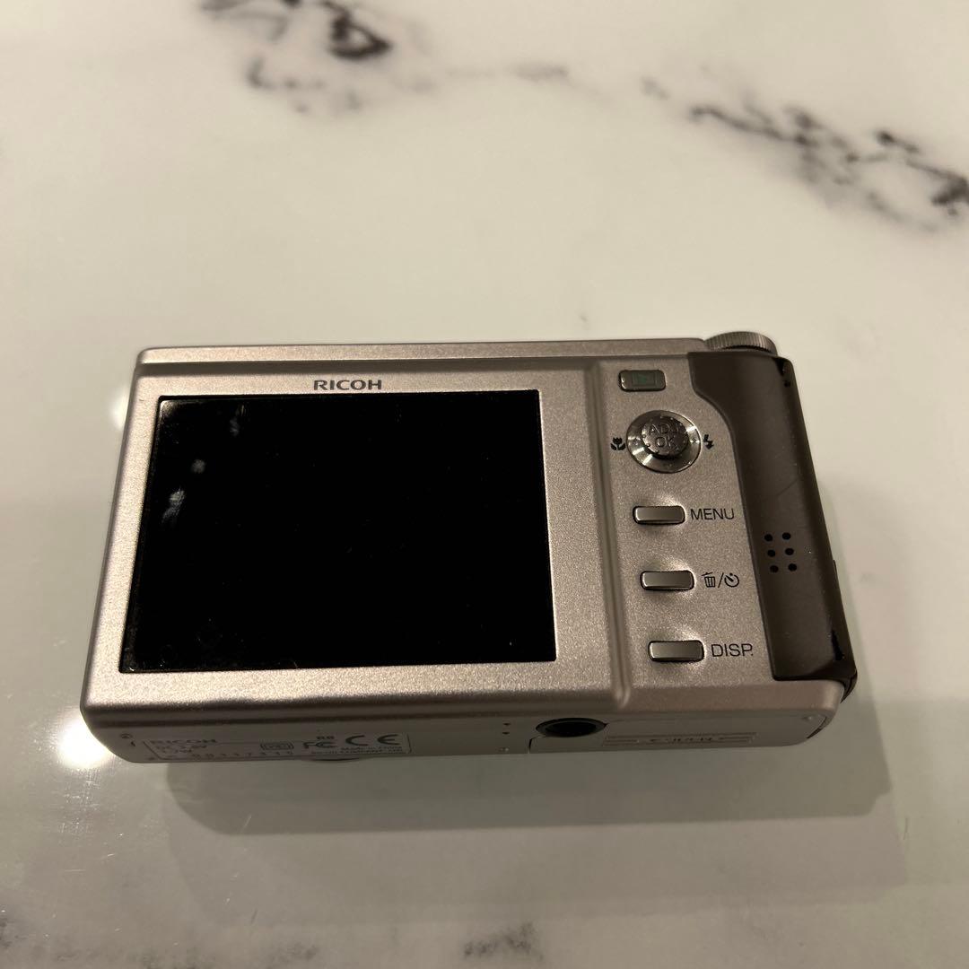 RICOH リコー R8 デジタルカメラ　デジカメ