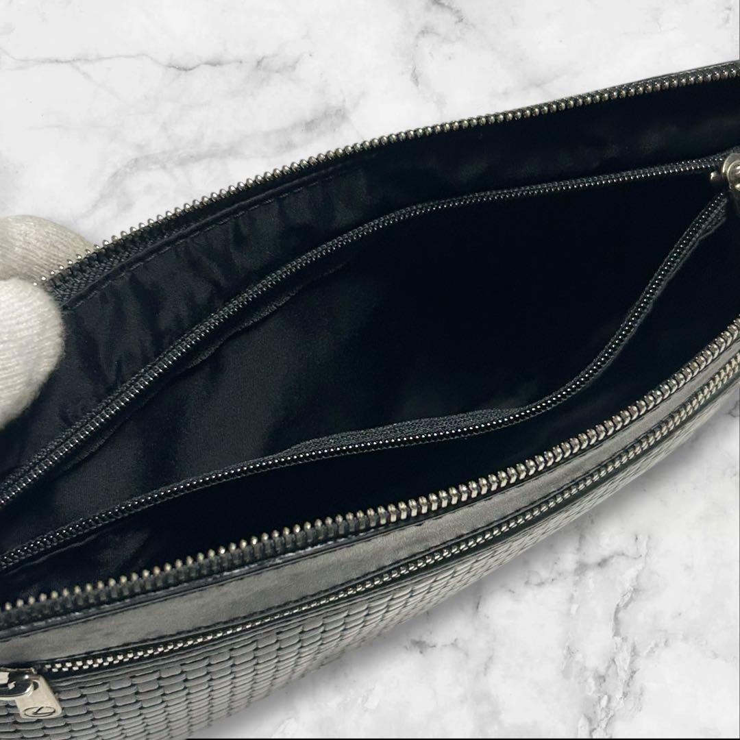 【未使用級】LEXUS レクサス　ショルダーバッグ　ボディバッグ　イントレ