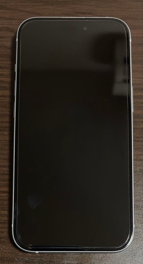 iPhone15 256GB 本体